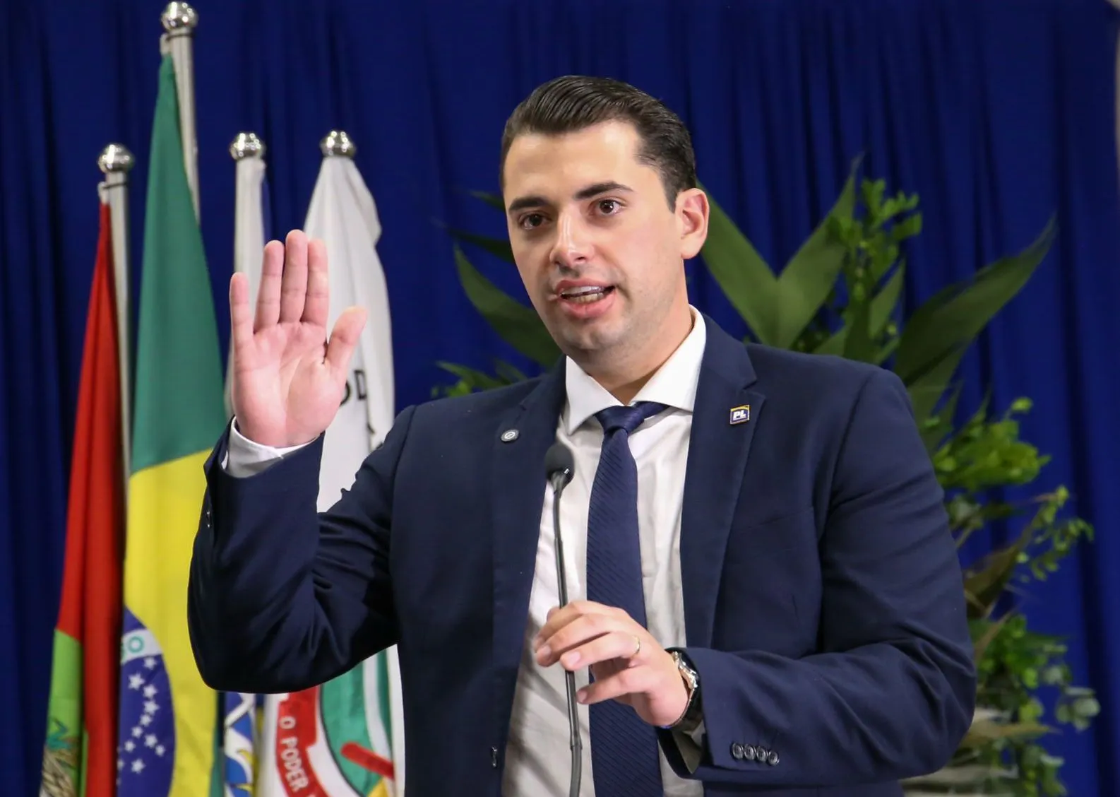Vereador Guilherme Cardoso rebate prefeita Juliana após ser chamado de "oposição burra"